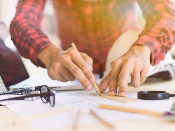 Poradnik tworzenia profesjonalnego wizerunku online – 5 kluczowych kroków do sukcesu